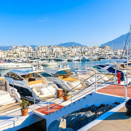 Puerto Banus Near La Sala By The Sea - Happy Apartment *