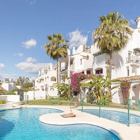 Puerto Banus Near La Sala By The Sea - Happy Apartment *